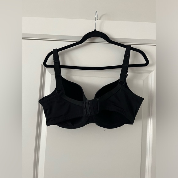Thyme and maternity black nursing bra - Picture 3 of 4